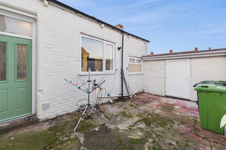 Outside - Picture 18 of 19