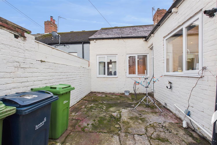 Outside - Picture 19 of 19