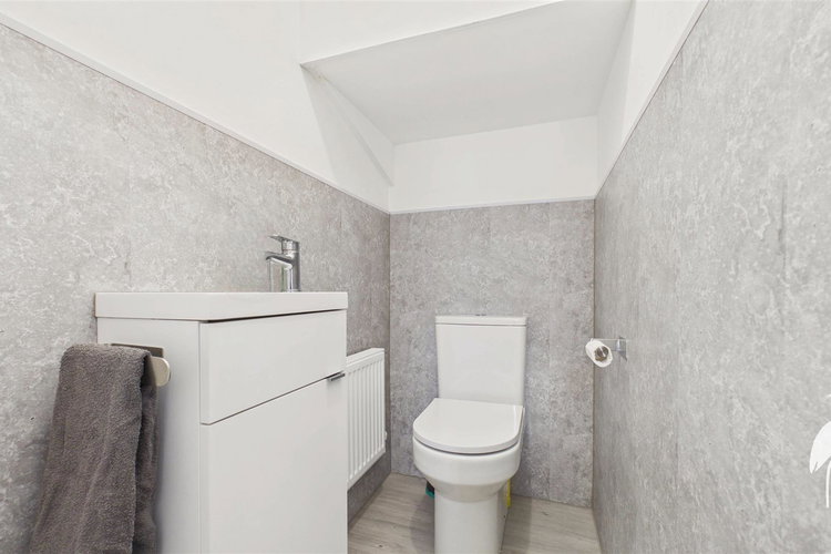 Cloakroom/WC - Picture 10 of 23
