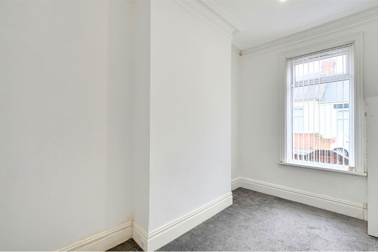 Bedroom 3 - Picture 13 of 15