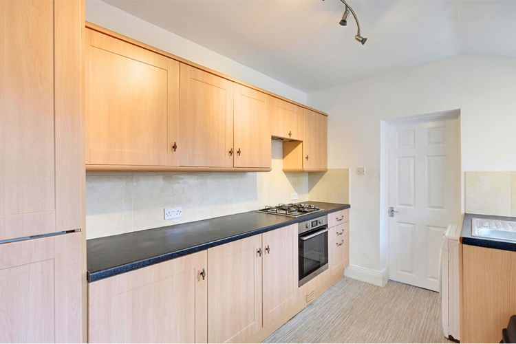 Kitchen - Picture 4 of 15