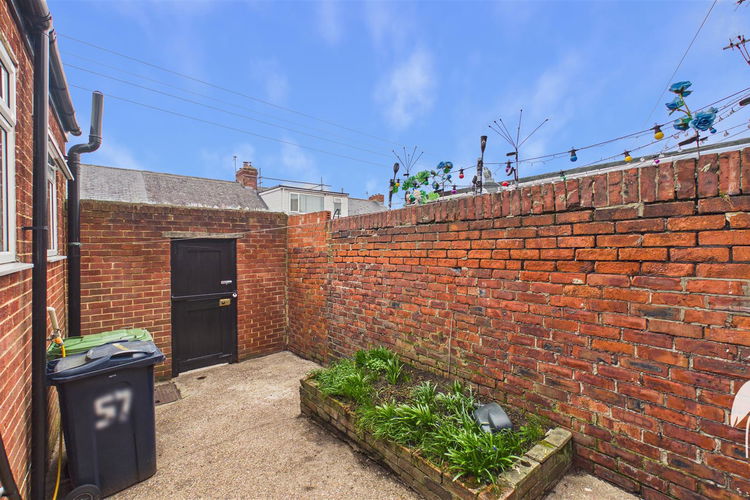 Outside - Picture 10 of 10