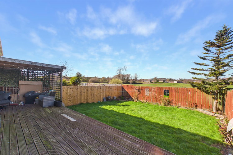 Outside - Picture 21 of 23