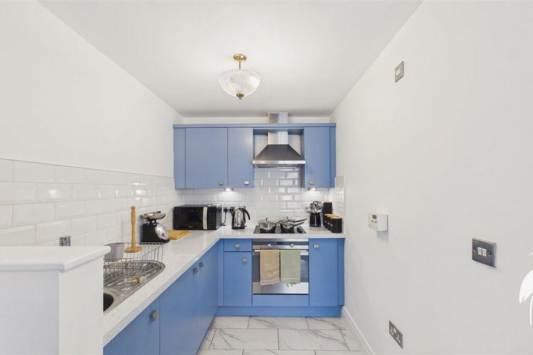 Kitchen Area - Picture 5 of 18