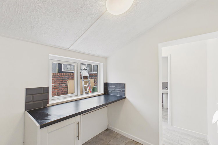 Utility - Picture 8 of 12