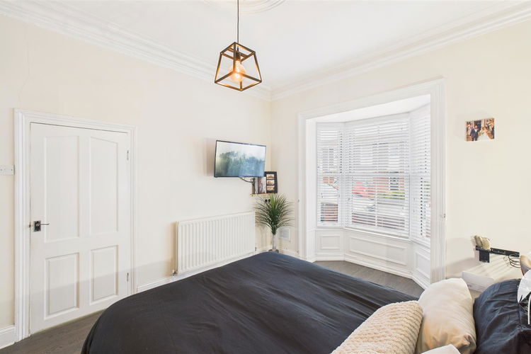 Bedroom 1 - Picture 20 of 29