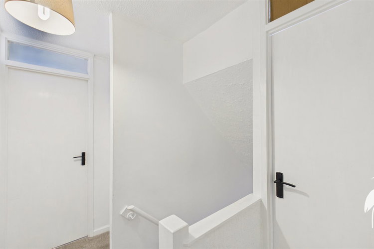 First Floor Landing - Picture 16 of 21