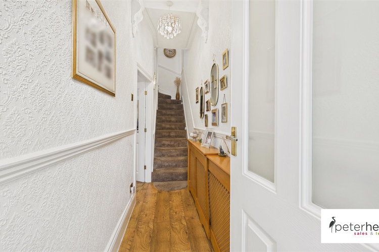 Entrance Hall - Picture 9 of 20