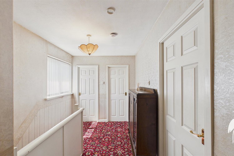First Floor Landing - Picture 20 of 28