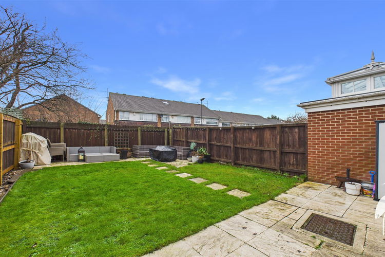 Outside - Picture 19 of 22