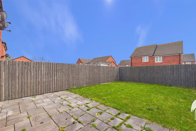 Outside - Picture 21 of 24