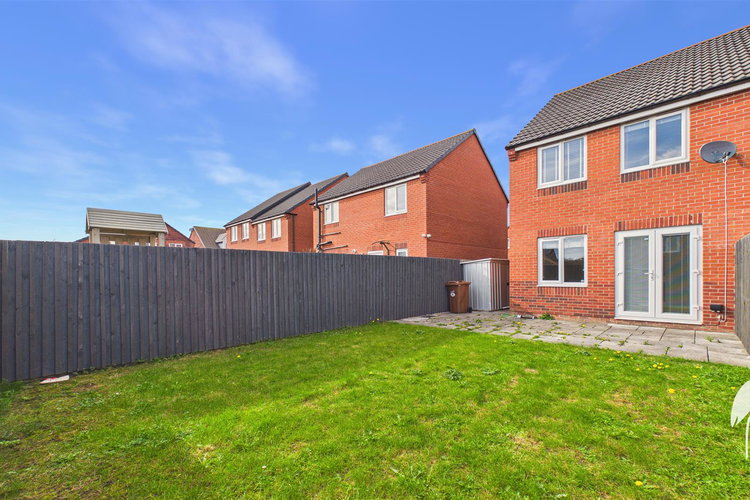 Outside - Picture 22 of 24