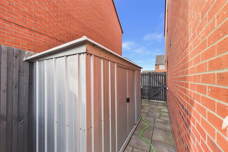 Outside - Picture 24 of 24