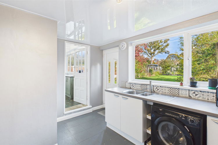 Utility - Picture 12 of 24