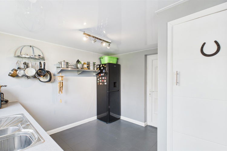 Utility - Picture 13 of 24