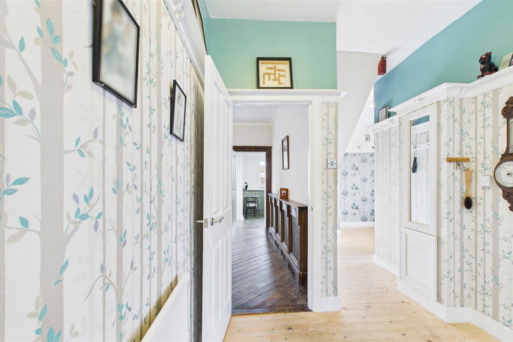 Hallway - Picture 9 of 24