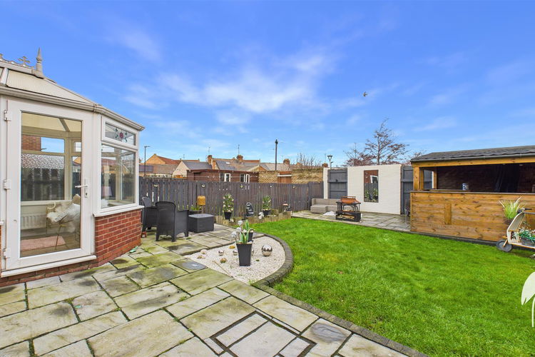 Outside - Picture 18 of 21