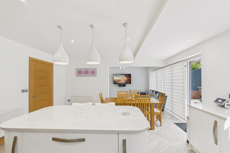 Kitchen/Dining Area - Picture 8 of 37