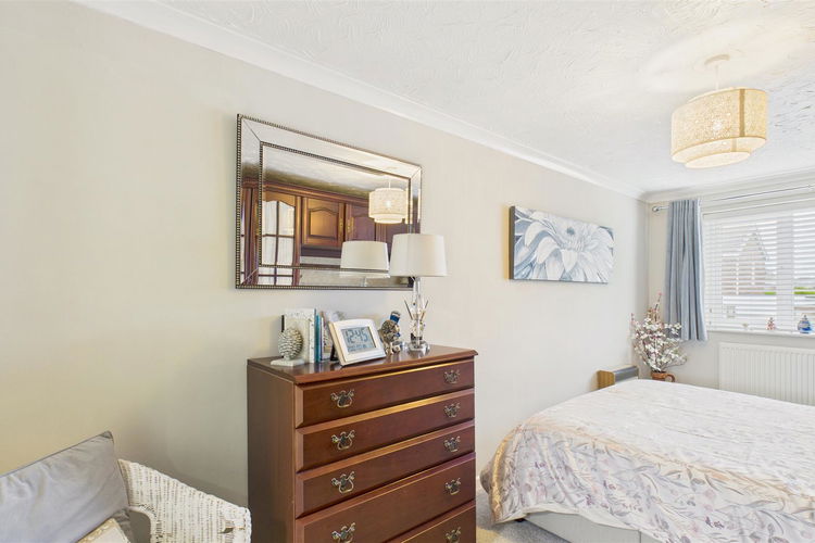 Bedroom 1 - Picture 11 of 23