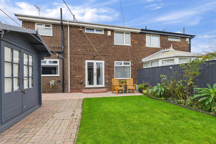 Outside - Picture 22 of 23