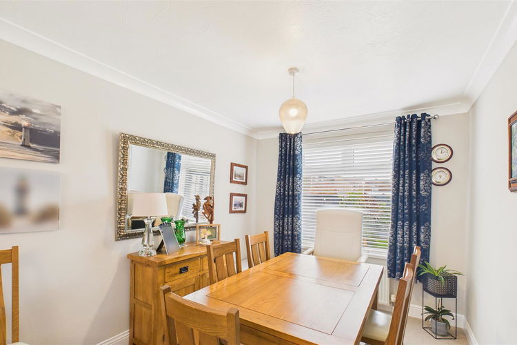 Dining Room - Picture 4 of 23