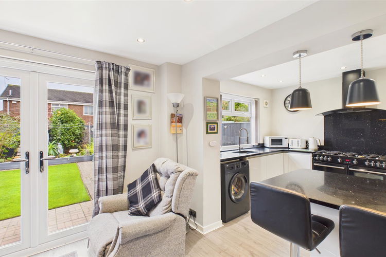 Breakfasting Kitchen - Picture 5 of 23