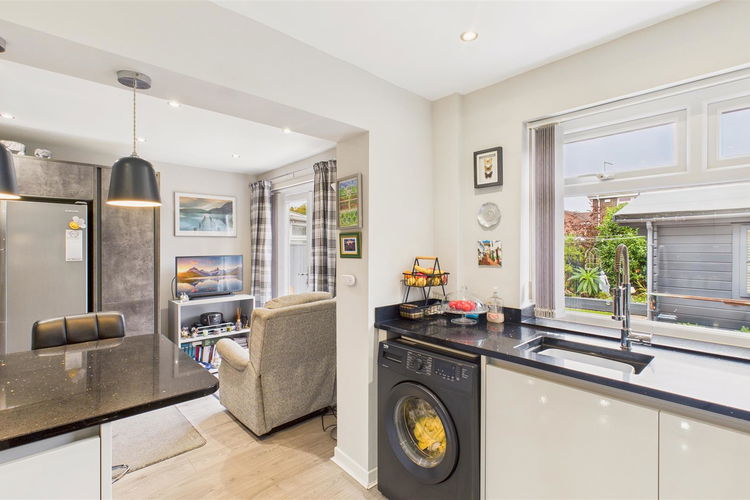 Breakfasting Kitchen - Picture 7 of 23