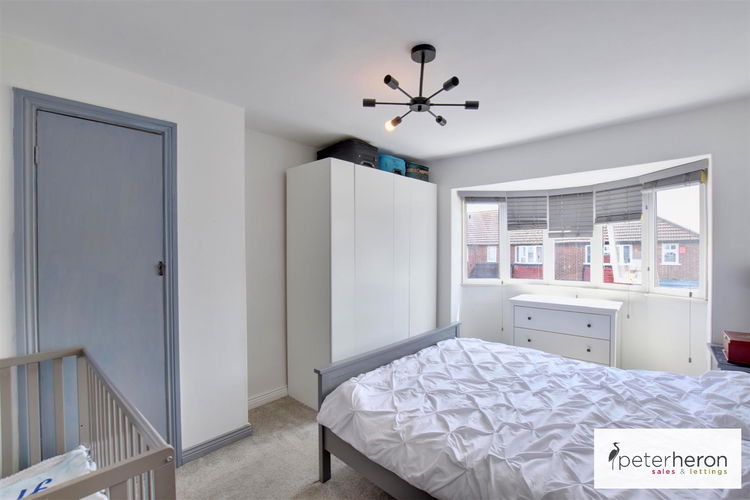 Bedroom 1 - Picture 10 of 19