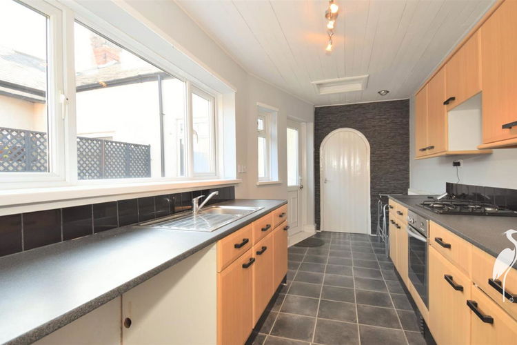 Breakfasting Kitchen - Picture 4 of 12