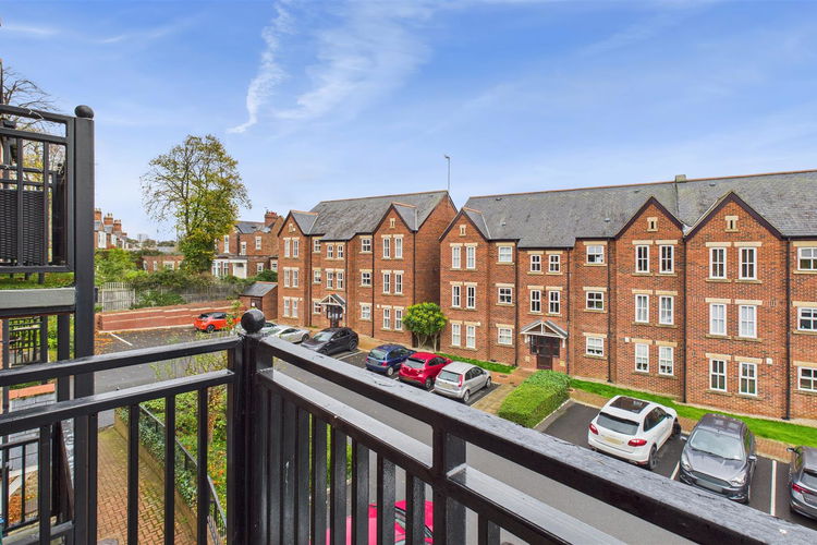 Outside - Picture 17 of 18