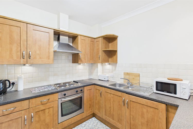 Kitchen - Picture 5 of 18