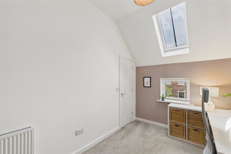 Bedroom 2 - Picture 15 of 21