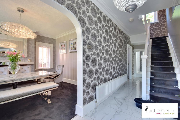 Reception Hall - Picture 7 of 41