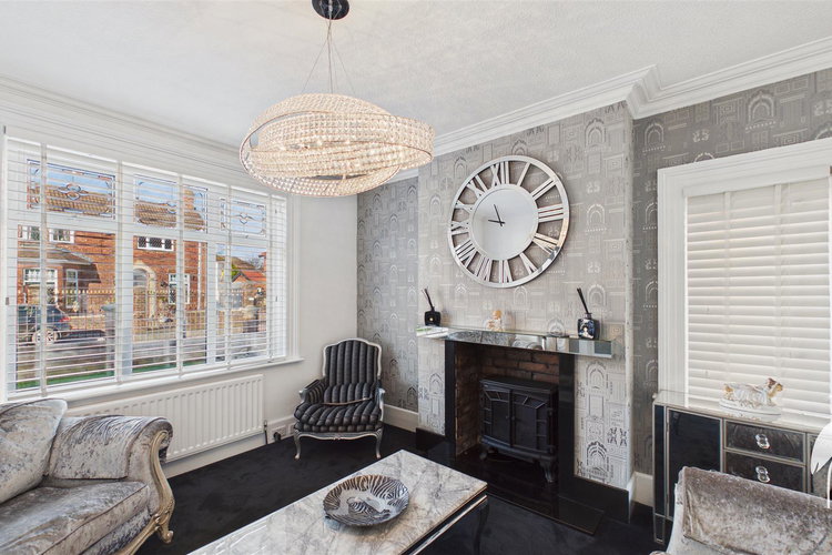 Dining Room - Picture 8 of 41