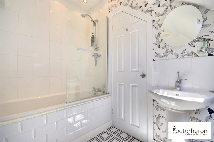 Bathroom - Picture 38 of 41