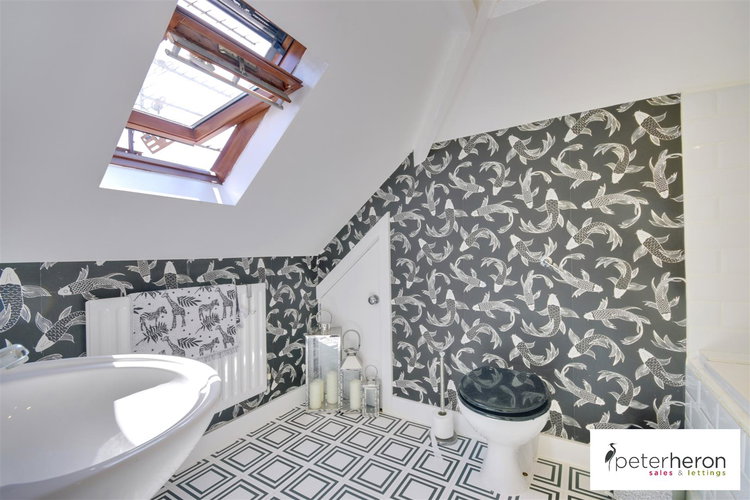 Bathroom - Picture 39 of 41