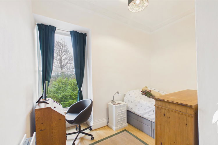 Bedroom 2 - Picture 13 of 21