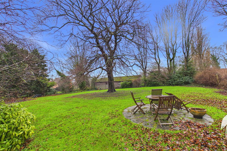 Outside - Picture 18 of 21