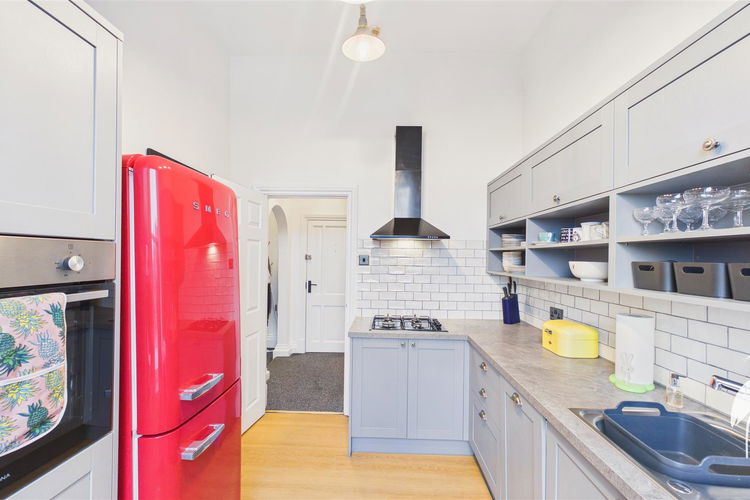 Kitchen - Picture 6 of 21