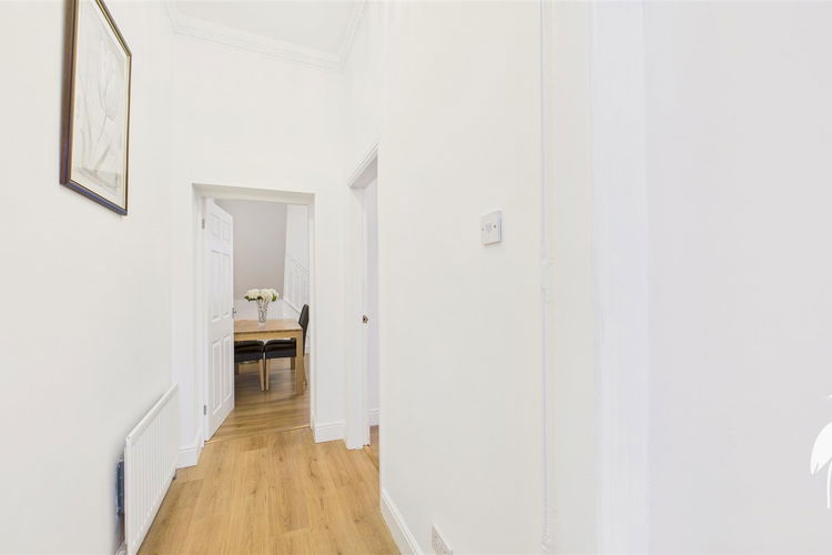 Entrance Hall - Picture 12 of 19