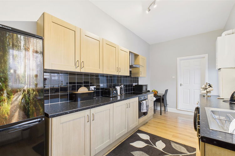 Breakfasting Kitchen - Picture 7 of 19