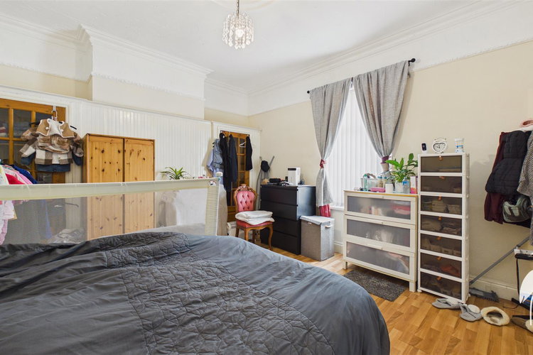 Bedroom 1 - Picture 8 of 13