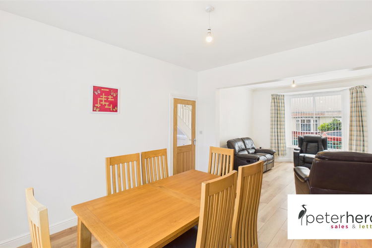Dining Room - Picture 6 of 24