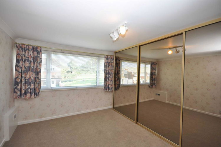 Bedroom 1 - Picture 7 of 11