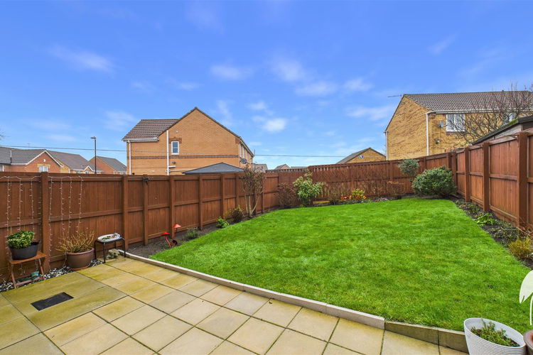 Outside - Picture 18 of 18