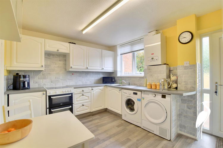 Dining Kitchen - Picture 4 of 15