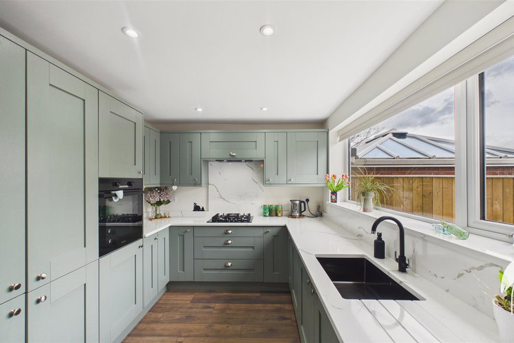 Kitchen - Picture 11 of 29