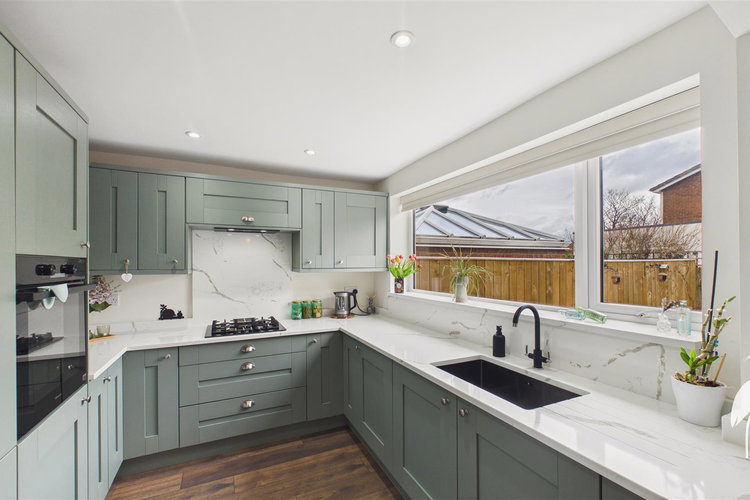 Kitchen - Picture 12 of 29