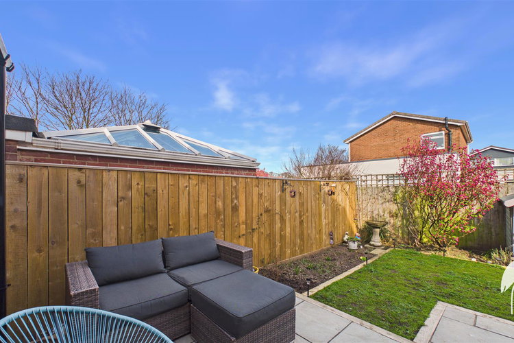 Outside - Picture 29 of 29