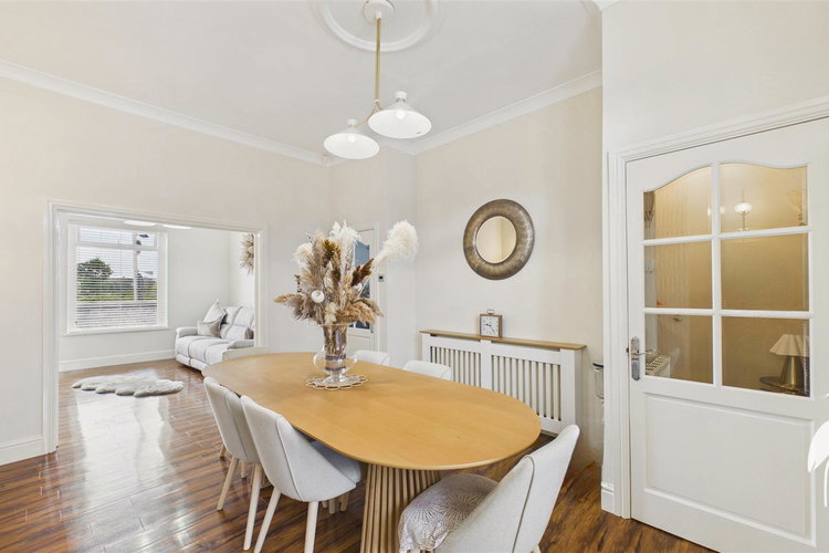 Dining Room - Picture 7 of 25